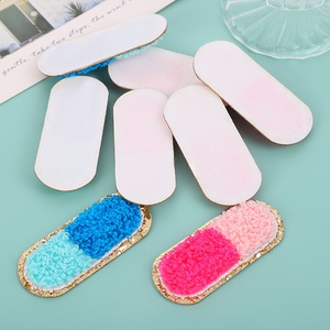 Mignon auto-adhésif Chenille tissu Patch paillettes brodé pilule serviette pour vêtements pantalons fer à repasser Style broderie décoration - Product Image 3