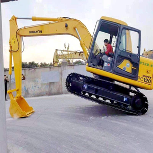 Excavadora Komatsu PC120-6 de Segunda Mano, Alto Rendimiento y Estabilidad, 12 Toneladas de Peso Operativo, Motor con Núcleo PLC para Trabajos de Construcción - Product Image 1