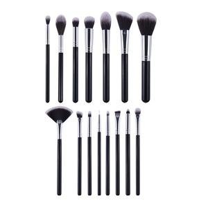 Pinceaux de maquillage professionnels en poils synthétiques avec manche en bois, pour artistes, marque privée, pour fond de teint, blancs, 15 pièces, vente en gros directe usine - Product Image 5