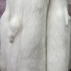 Pelli di <span class=keywords><strong>Volpe</strong></span> <span class=keywords><strong>Argentata</strong></span> di Alta Qualità, Pellicce Autentiche per la Creazione di Abbigliamento - Product Image 2