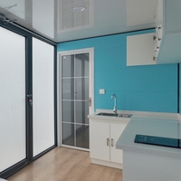 Vente en gros PrimeHome Maison modulaire préfabriquée moderne en stock, conteneur mobile, café-bar, restaurant rapide, bureau