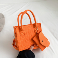 Neue Langlebige Leichte Damen-Modehandtasche mit Nischentextur, Lässig und Vielseitig Kombinierbar, Einzel-Schultertasche aus Polyester-Filz mit Offener Verschlussart
