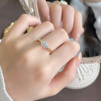 Anelli di Fidanzamento Minimalisti alla Moda, Semplici e Freschi, con 2 Punte, Gambo Dritto, Diamante da Laboratorio Marquise in Oro Giallo 18K, Squisiti per Donne