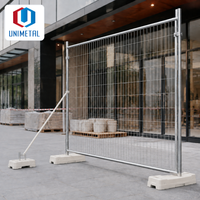 Panneaux de clôture temporaires portables d'extérieur avec finition galvanisée résistante aux intempéries pour les chantiers de construction et les événements publics