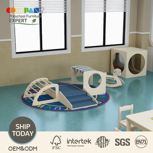 Meubles de garderie modernes en bois COMPANY, coin sensoriel pour les tout-petits, aire de jeux pour nourrissons, salle de classe pour la maternelle - Product Image 1