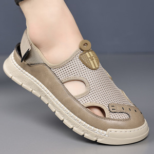 Men's Summer Mesh Sandals Closed Toe Breathable EVA Outsole Casual Slides With <b>Velcro</b> <b>Strap</b> For Driving Beach Wear - Product Image 1