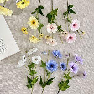 Flores Artificiales de Ranúnculo Mariposa, Seda de Alta Simulación, Decoración Moderna para Bodas y Hogar, Centro de Mesa Floral - Product Image 1