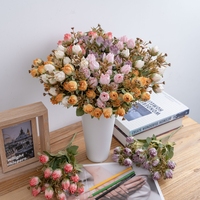 Mini-bouquets de roses artificielles en soie pour la décoration de mariage et de la maison, petits bouquets de bourgeons de roses pour la décoration de bureau et de fête