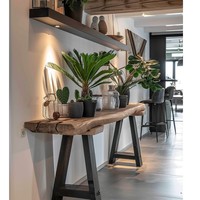 Table de bar rectangulaire longue et étroite en bois massif à bord naturel |   Comptoir de bar commercial contemporain, taille personnalisable pour bar à domicile, café