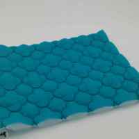 Tissu matelassé brodé en nylon ripstop 100% imperméable et respirant, design élégant, 176g, couleur menthe, rayures verticales
