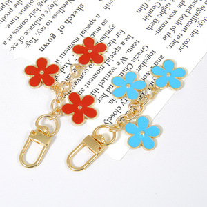 PD008Vintage stile cartone animato leggero in metallo in lega di zinco colorato portachiavi con ciondolo per auto ciondolo charm accessori regalo - Product Image 4