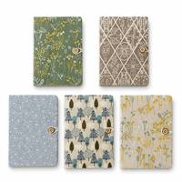 5 styles de couvertures en tissu brodé personnalisables OEM/ODM, options d'impression de logo personnalisé, journal en lin avec fermeture à bouton en bois