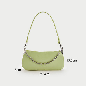 2025 diseño Popular logotipo personalizado moda mujer PU bolso de hombro con bonita cadena Simple tendencia último <span class=keywords><strong>Sling</strong></span> <span class=keywords><strong>Bag</strong></span> para damas - Product Image 6