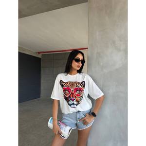 T-shirt pour femme à imprimé tigre, manches régulières, 100% coton, jersey respirant, coupe ajustée - Product Image 3