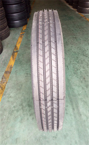 HUMSUNG Nouvelle Arrivée Pneu Radial Solide Sans Chambre à Air pour Camion Poids Lourd TBR 11R22.5 11R24.5 pour Remplacement/Réparation - Product Image 2