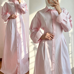 Nuevo estilo de vestido maxi musulmán con cuello vuelto y lazo en la cintura, vestido Abaya modesto con estampado de rayas. - Product Image 2