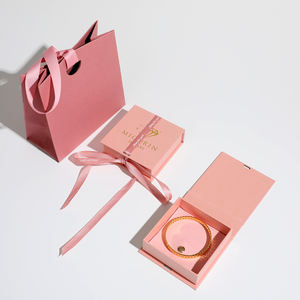 Nouvelle boîte à bijoux carrée en carton durable avec logo personnalisé, fermeture magnétique, couleur personnalisée, emballage cadeau pour Halloween - Product Image 5