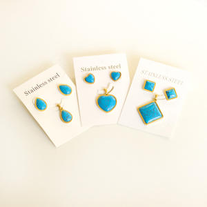 ชุดเครื่องประดับสแตนเลสสตีลสไตล์โบฮีเมียนย้อนยุคสำหรับผู้หญิง สีทองประดับเทอร์ควอยซ์ รูปทรงเรขาคณิต หยดน้ำ ดอกไม้ หัวใจขนาดใหญ่ ต่างหูและสร้อยคอ - Product Image 3