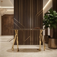 Table console de luxe, design sculptural, base en laiton massif, plateau en marbre naturel, table d'entrée pour villa, projet de manoir