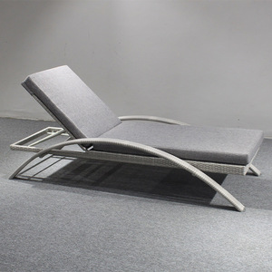 Hotsale <strong>Rattan</strong> Outdoor Furniture Garden Wicker Aluminum <strong>Sun</strong> <strong>Lounger</strong> With Armrest As Chaise Lounge Use - Product Image 2