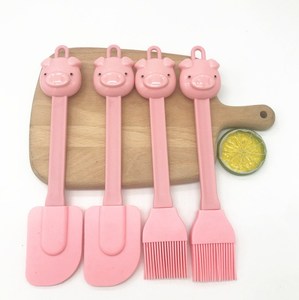 Set di accessori da cucina Set di attrezzature da forno resistente 2 pezzi antiaderente in Silicone rosa carino raschietto Set di pennelli <span class=keywords><strong>per</strong></span> torta - Product Image 1