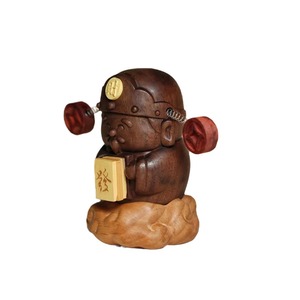 Adorno de escritorio de madera de nogal con relieve tallado del Dios de la Riqueza, regalo dinámico de bendición para el hogar, oficina, decoración de Año Nuevo Chino - Product Image 4