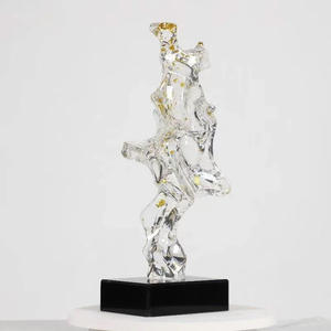 Escultura <span class=keywords><strong>de</strong></span> Resina Transparente en Forma <span class=keywords><strong>de</strong></span> <span class=keywords><strong>Luna</strong></span>, Moderna, Cristalina, Elegante, Hecha a Mano, Arte Coleccionable - Product Image 2