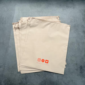 Sac à fermeture éclair en abricot avec logo personnalisé, sac de vêtements sur mesure, sac d'emballage pour vêtements, sac à fermeture éclair pour boutique - Product Image 1