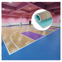 Revêtement de sol sportif en PVC prêt à être expédié, rouleau pour terrain de basketball, haute résilience, imperméable, fiable, joint sans soudure