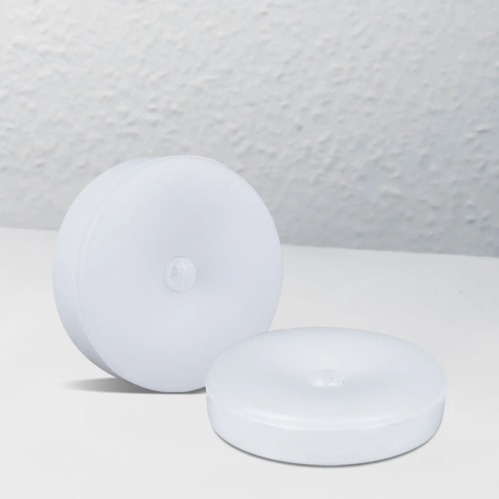 Veilleuse LED automatique en forme ronde, lumière de nuit, capteur de mouvement, pour corps humain, rechargeable par Usb, pour bébé