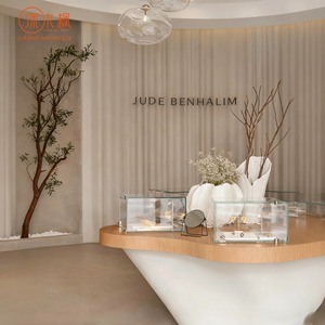 Meşe ve Ultra net cam ile özel sanatsal takı ve saat vitrin, High-End mağaza özelleştirme için kavisli tasarım - Product Image 2