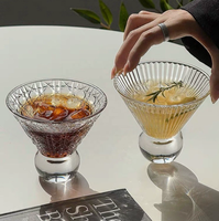Gelas Bir Mini Kaki Tinggi Motif Batu Permata Retro Instagram Lelyi Niche Desain Korea Perlengkapan Minuman Kecil untuk Kembali ke Sekolah