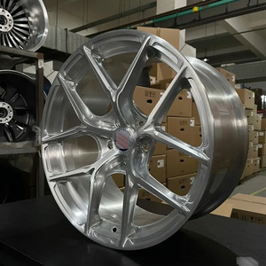 Rueda Forjada Cromada Pulida 4x100 5x100 5x114.3 5x112 6X139.7 para M2 M3 M4 - Product Image 1