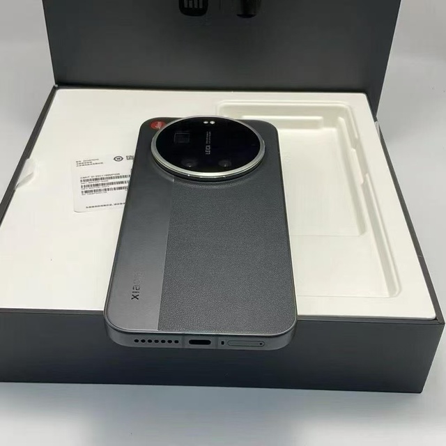 Xiao Mi 17 Ultra Leica 16GB+1TB Octa Core CDMA 3D Ultrasonic Fingerprint 6.9" AMOLED HyperOS 3 Mobile Phone