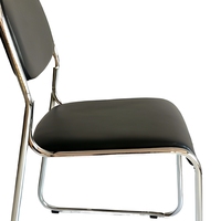Chaise de conférence empilable contemporaine en métal chromé et cuir PU sans accoudoirs pour bureau commercial, hôtel et réunion