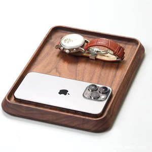 Plateau de présentation de bijoux en bois massif pour l'organisation du bureau avec rangement pour montres et téléphones - Product Image 3