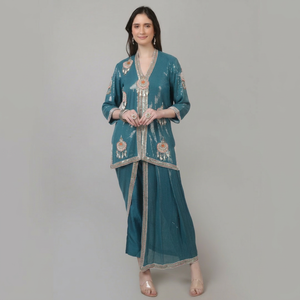 Vestido Tradicional Premium de 3 Piezas para Mujer, Azul y Naranja con Lentejuelas, Cuentas y Pedrería de Perlas para Eventos - Product Image 1