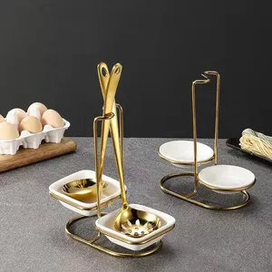 Gran Venta de cuchara de mesa de acero inoxidable dorado, soporte de Metal, cucharón de cocina multifuncional, plato de cerámica, cuchara de sopa, descanso