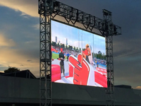 Panel de Pantalla LED para Exteriores de Alto Brillo, 4K a Todo Color, Instalación Fija, HDR 1000:1, IP65 Impermeable, 1 Año de Garantía