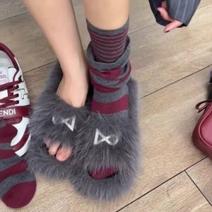 Chaussettes amples pour femmes, rayures et carreaux, en fibre de polyester, thermo, pour garder au chaud, pour jeunes de 18 à 40 ans, style régulier W2698 - Product Image 2