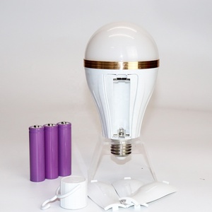 Y3933 30W 3 * 1200mA batterie esterne vendita diretta in fabbrica LED per interni ed esterni ricaricabile e lampadina di emergenza con anello dorato - Product Image 4