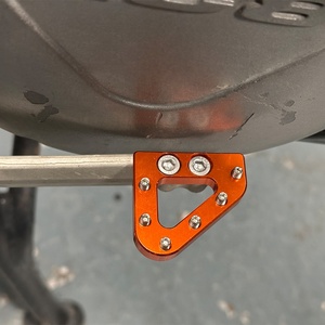 Pédale de frein arrière en aluminium pour moto, embouts de pédale, marchepied, compatible avec <span class=keywords><strong>KTM</strong></span> 950 <span class=keywords><strong>Adventure</strong></span> S <span class=keywords><strong>990</strong></span> <span class=keywords><strong>Adventure</strong></span> S <span class=keywords><strong>990</strong></span> AdventureR ADV - Product Image 3