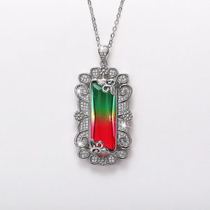 Elegante Collana con Ciondolo a Motivo Traforato per Donne, Stile Vintage, Catena alla Moda per la Clavicola - Product Image 6