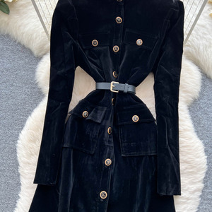 Vêtements pour femmes <span class=keywords><strong>Shion</strong></span> Robe élégante en velours pour femmes Robe mince ceinturée à simple boutonnage pour le style chic Robe à la mode pour femmes Robe décontractée - Product Image 5