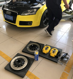 Front Big Brake Kit 4-Piston <strong>Caliper</strong> with 2-Piece Rotor 355X28mm 18/19 Inch Wheels 4Pot <strong>Yellow</strong> <strong>Caliper</strong> for AUDI TT 1998-2021 - Product Image 6