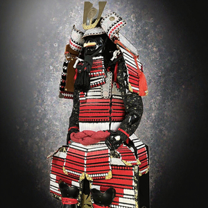 Souvenir de voyage japonais original en acier traditionnel, imprimé découpé, représentant une armure de samouraï - Product Image 3