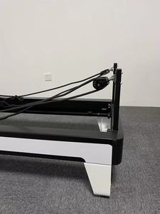 Cama de Pilates Reformer de Aluminio Negro, Diseño Compacto para Uso Doméstico y Comercial, Logotipo y Color Personalizables - Product Image 4