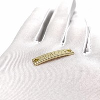 Étiquettes métalliques 3D personnalisées en relief – Formes écologiques sur mesure (rondes/ovales/carrées/rectangulaires/enroulables) pour vêtements, sacs et chaussures