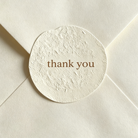 Autocollant d'étanchéité irrégulier imprimé offset sur papier texturé recyclé avec logo personnalisé pour gobelet en verre, enveloppe, bijoux, emballage cadeau fait main