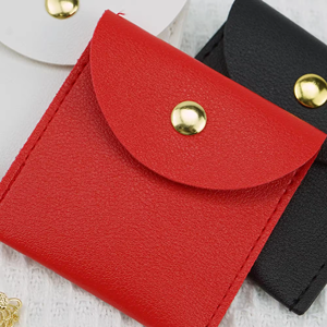 Vente en gros de pochette de sac à bijoux en cuir PU pochette délicate de rangement de collier en PU sac à bijoux personnalisé - Product Image 3